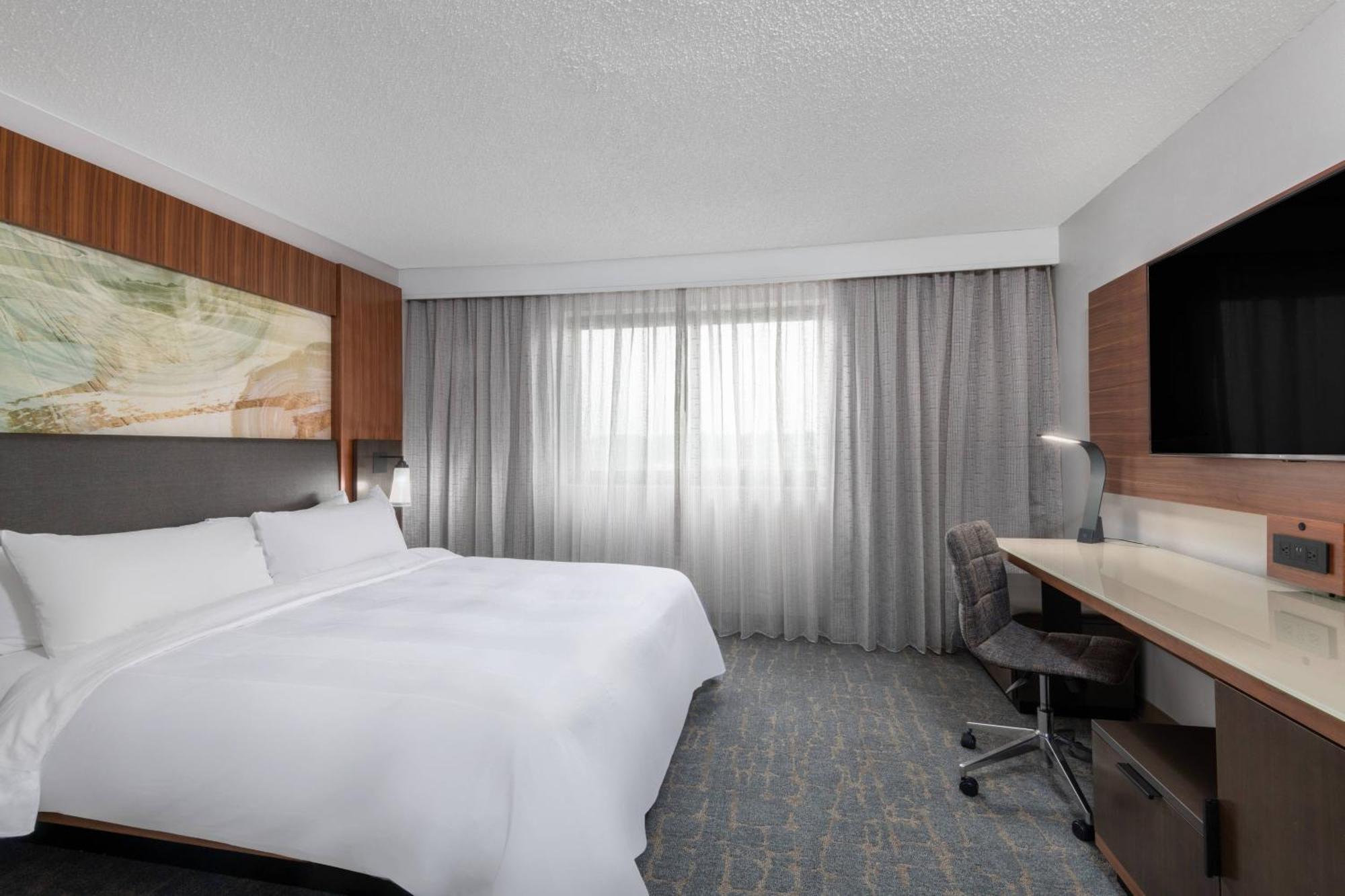 Madison Marriott West Hotel Middleton Ngoại thất bức ảnh
