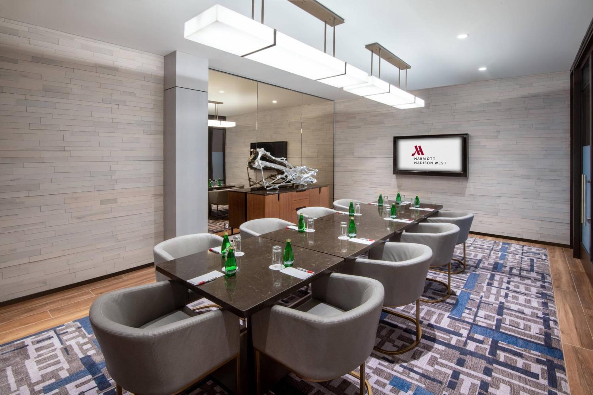 Madison Marriott West Hotel Middleton Ngoại thất bức ảnh